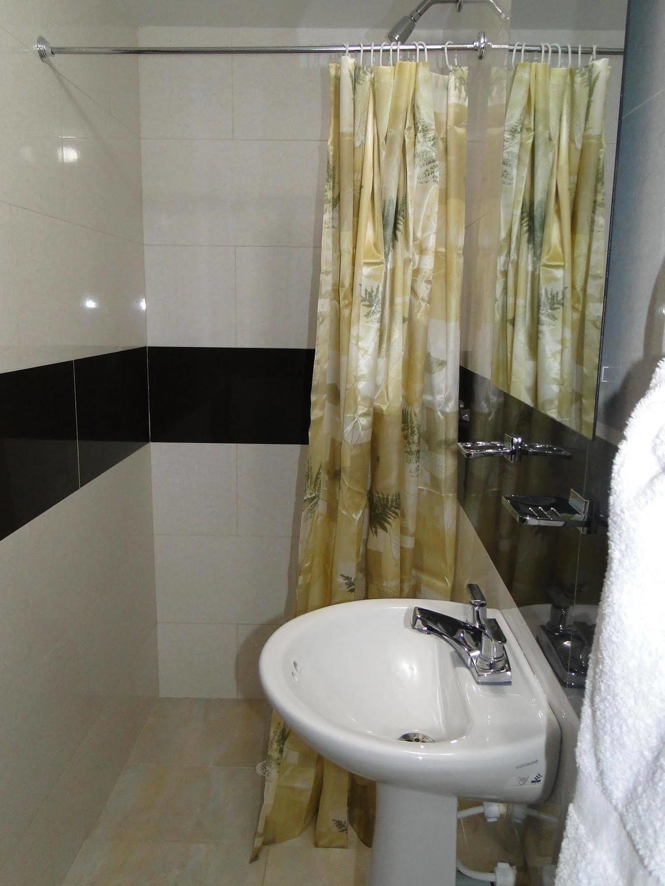 Hotel Nabusimake Modelia Богота Экстерьер фото